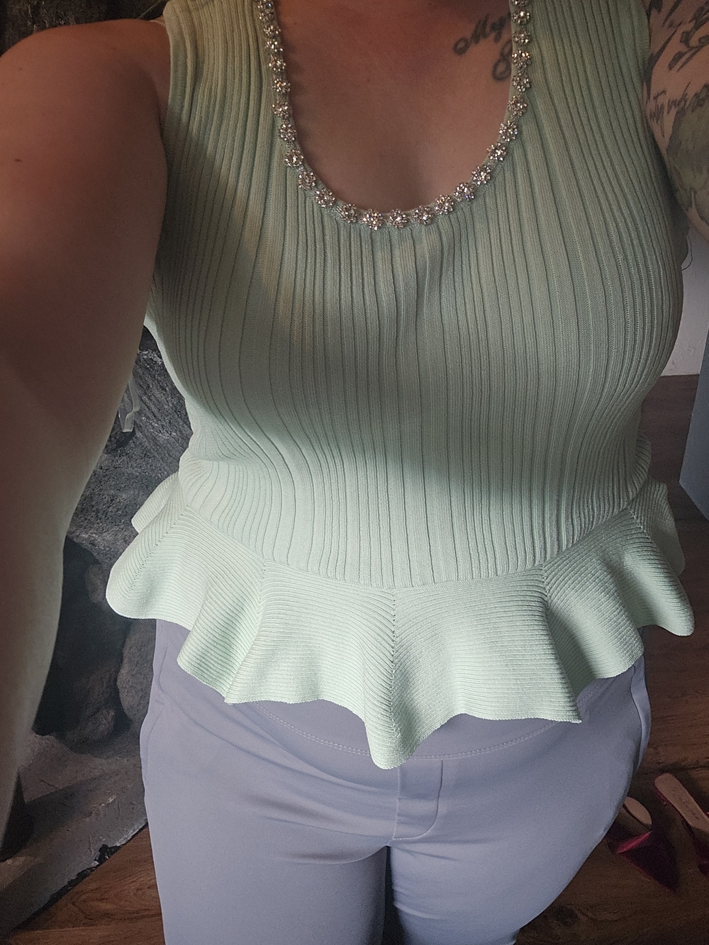 Embellished Neck Ribbed Peplum Tank Top - Mint